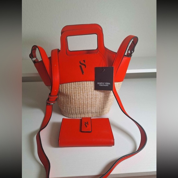 Simply Vera Vera Wang Top Handle Straw Crossbody Redish Orange/ Straw NWT - Picture 4 of 4